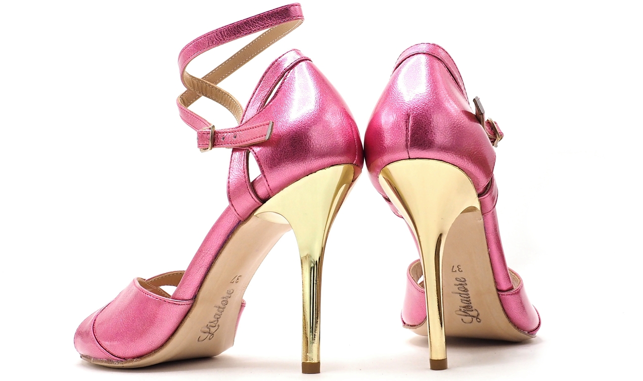 Lisadore - Pink / Fucsia Metallic Lack Butterfly - Lisadore